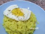 Riz au safran et œuf au plat façon risotto
