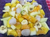 Salade de fruits- litchi- mangue- melon- banane- mandarine et orange au jus de citron