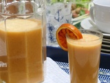 Smoothies à l'orange sanguine- banane et yaourt brassé