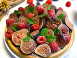 Tarte aux Figues Framboises et Ganache Porto de Pierre Hermé