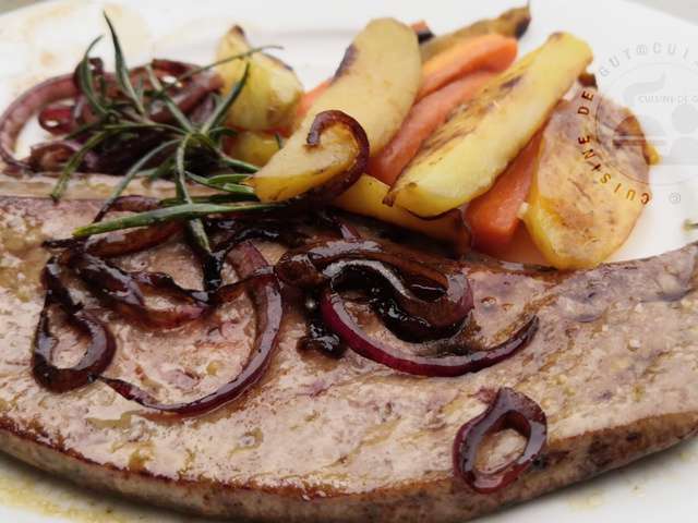 Foie De Veau Aux Oignons Et Vinaigre Balsamique