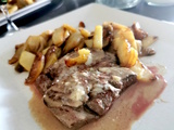 Onglet endives pommes de terre sauce Roquefort