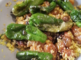 Padróns grillés à l’Air Fryer, semoule et raisins