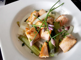 Saumon aux 2 asperges sauce Gorgonzola, ail et citron vert