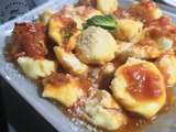 « Tortellini » farcis coppa mozza sauce tomate menthe colombo