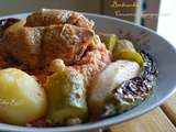Barboucha hamra ( couscous campagnard) aux tomates fraîches et poulet pour un sdf
