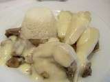 Blanquette de pintade , assiette monochrome .. le blanc