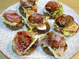 Crostini au Brie, figues, bacon grillé et crème de Balsamique