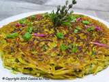 Gâteau de spaghetti aux fines herbes, mozzarella et Pecorino