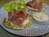 Pancakes aux poireaux garnis saumon fumé ou jambon de Parme