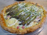 Tarte feuilletée aux asperges vertes, Ricotta, chèvre, jambon et Comté