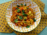 Cocotte indienne de chou/carottes & épices en c