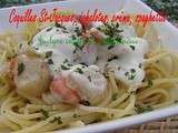 Coquilles St-Jacques Echalotes, crème, poivres et baies sur Spaghettis. Gourmand, facile et tout le monde adore :-)