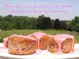 Cupcakes d'Alexandra aux framboises du jardin, saveur citron, glaçage au sirop de cranberry