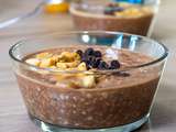 Overnight porridge au beurre de cacahuètes et chocolat – Snickers bowl