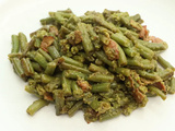 Poêlée de haricots verts au pesto et lardons