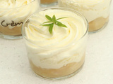 Poires rôties et mousse mascarpone à la verveine