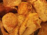 Bugnes lyonnaises moelleuses, gonflées (cuisine de Lyon)