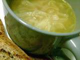 Soupe aux légumes, oeufs et fines herbes (+ une version sans gluten, vegan)