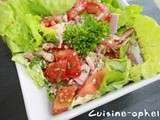 Salade laitue, lardons, oignons, tomates, jambon – 108 kcal