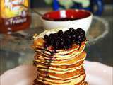 Petit dej du dimanche matin – Pancakes et myrtilles