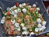 Salade de quinoa, tomate et pignons de pin