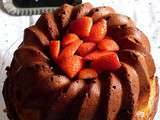 Bundt cake au rhubarb curd et à la fraise / Rhubarb curd and strawberry bundt cake
