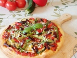 Pizza aux légumes grillés, chorizo et parmesan