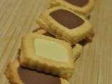 Des petits sablés bretons chocolat blanc ou au lait
