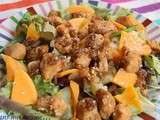 Salade complète, légère et gourmande, au poulet sauté et à la mimolette