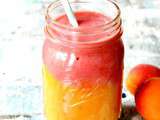 Smoothie bicolore fraise-abricot