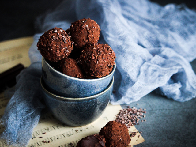 Recette Truffes au chocolat à la liqueur d'orange (facile, rapide)