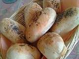 Petits pains aux graines de lin, sésame et pavot