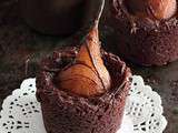 Muffins chocolat et poires pochées au café