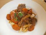 Boeuf bourguignon, carottes et champignons