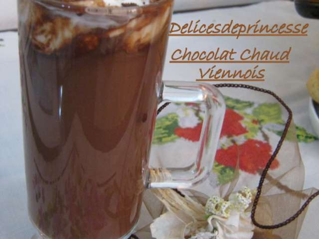 Sucettes pour chocolat chaud: chocolat noir + carambar - Recette