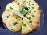 Petits pains a l'origan.....خبز بالزعتر الأخضر الفلسطيني