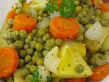 Poêlée de légumes (petits pois, carottes, fonds d’artichauts) et pommes de terre