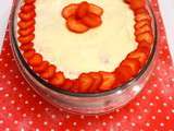 Tiramisu aux fraises et biscuits rose de Reims