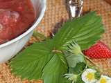 Compote rose pour louise (compote de rhubarbe, fraises et banane)