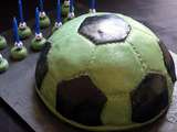 Gâteau d'anniversaire, ballon de foot
