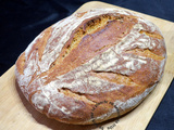 Pain au levain cuit sur pierre