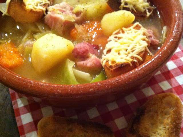 Recettes de Soupe au chou de Du piano à l'assiette