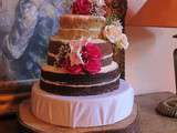 Naked cake pour un mariage (chocolat, caramel et citron-pavot)
