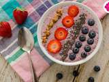 Pudding bowl aux fraises, myrtilles, graines de chia et granola - Bataille Food #57