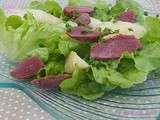 Salade poires et gésiers et vinaigrette de framboises