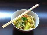 Salade thai de nouilles aux crevettes et sesame