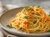 Spaghetti aux carottes, sauce moutarde