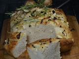 Focaccia oignons romarin