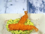 Tartare avocat concombre et crevettes frites